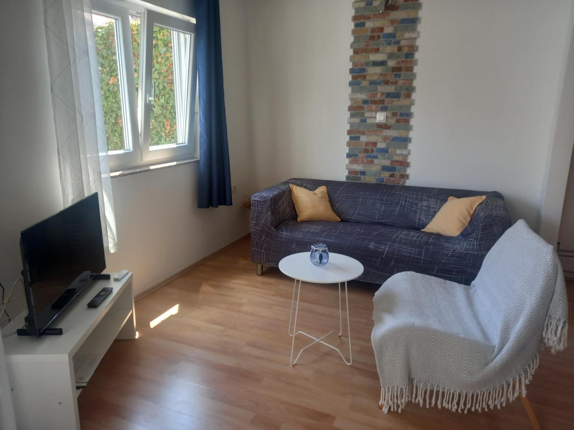 Apartmani Iris I Ana Crikvenica Exterior foto